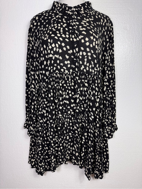 Dresses & Skirts - Easel Black & Ivory Abstract Spot Print Tiered Ruffle Tunic Dress Size L